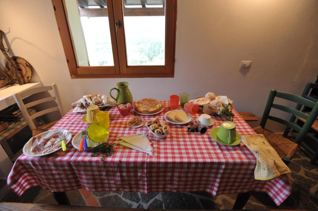 Lierus B&B Gonnosfanàdiga Zewnętrze zdjęcie