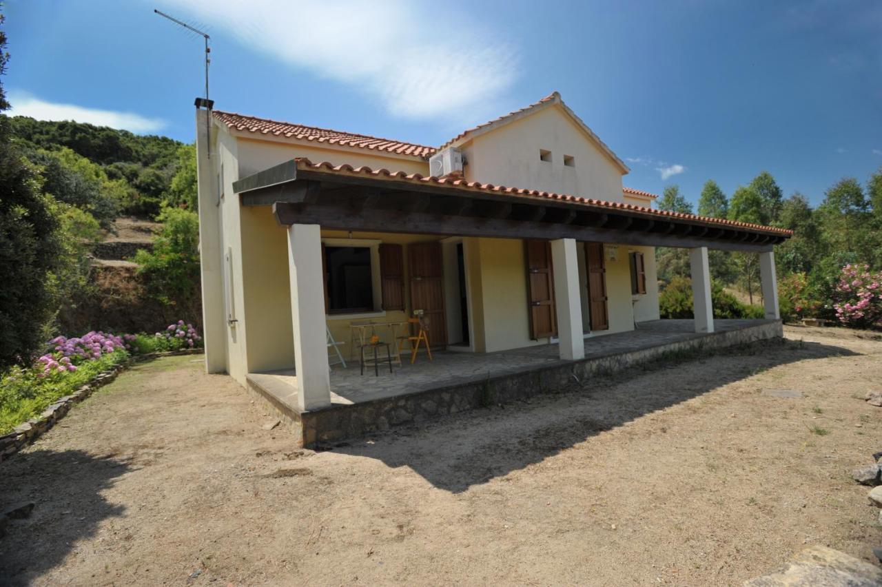 Lierus B&B Gonnosfanàdiga Zewnętrze zdjęcie